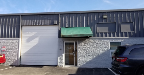 800-820 Shames Dr, Westbury Industrial/Office Space For Lease