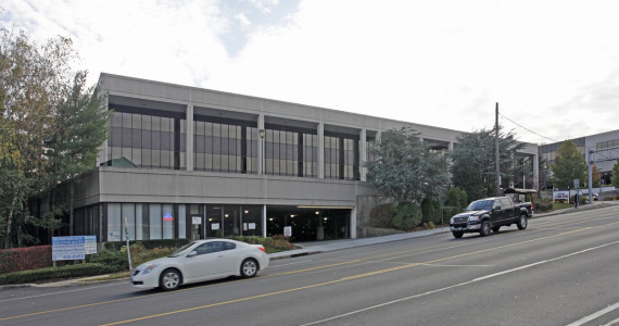 1000 Northern Blvd, Great Neck Office Space For Lease