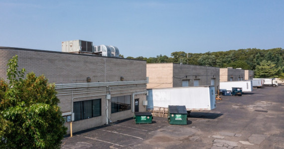 47 Mall Dr, Commack Industrial Space For Lease