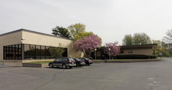 1 Merrick Ave, Westbury Office Space For Lease