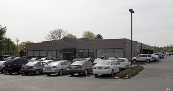 1 Merrick Ave, Westbury Office Space For Lease