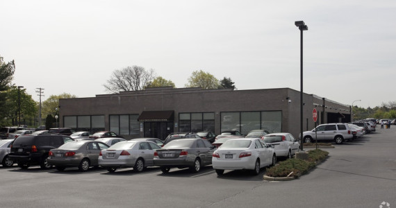 1 Merrick Ave, Westbury Office Space For Lease