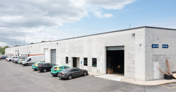 100-136 Charlotte Ave, Hicksville Industrial Space For Lease