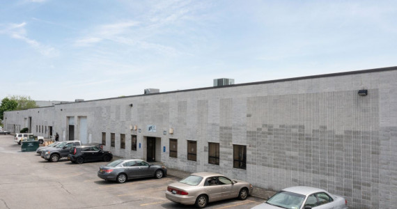 100-136 Charlotte Ave, Hicksville Industrial Space For Lease