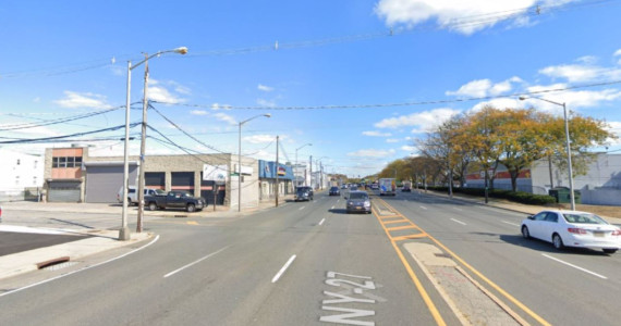 101 E Sunrise Hwy, Freeport Industrial/Retail Space For Lease