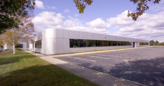101-125 Comac St, Ronkonkoma Flex/Industrial Space For Lease