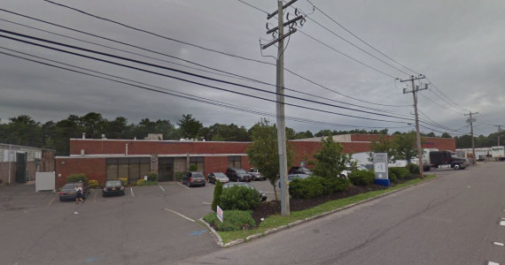 110 Emjay Blvd, Brentwood Industrial Space For Lease
