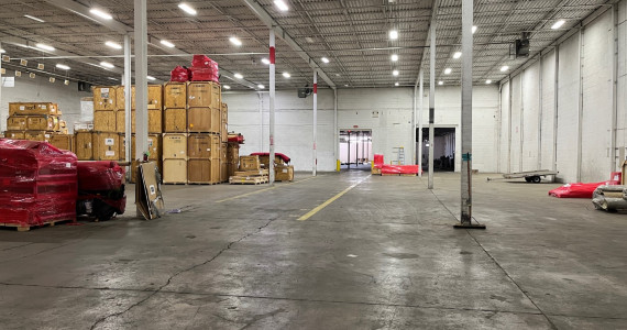 110 Emjay Blvd, Brentwood Industrial Space For Lease