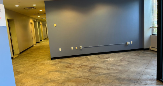 110 Emjay Blvd, Brentwood Industrial Space For Lease