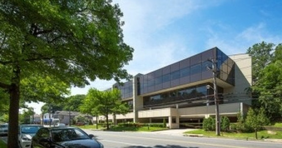 111 E Shore Rd, Manhasset Office Space For Lease