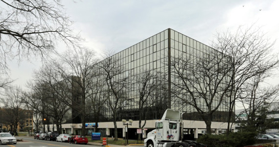 111 Great Neck Rd, Great Neck Office Space For Lease