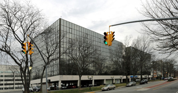 111 Great Neck Rd, Great Neck Office Space For Lease