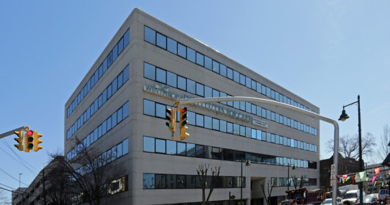 120 Mineola Blvd, Mineola Office Space For Lease