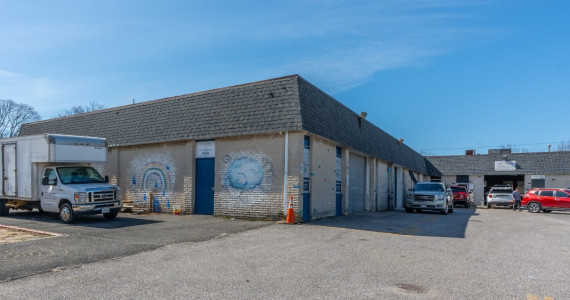127-175 S 11th St, Lindenhurst Industrial Space For Lease