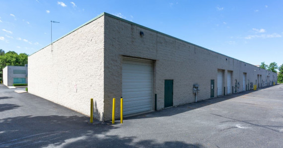 1361 Lincoln Ave, Holbrook Industrial Space For Lease