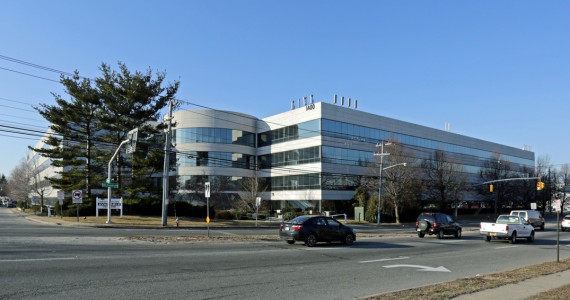 1400 Old Country Rd, Westbury Office Space For Lease
