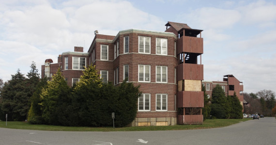 1425 Old Country Rd, Plainview Office Space For Lease