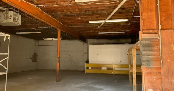 147 Babylon Tpke, Roosevelt Industrial Space For Lease