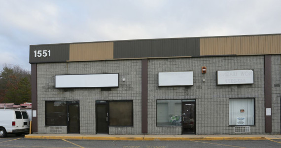 1551-1560 Rocky Point Rd, Middle Island Retail/Industrial Space For Lease