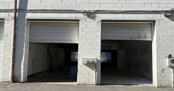 1551-1560 Rocky Point Rd, Middle Island Retail/Industrial Space For Lease