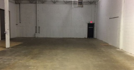 160-184 Express Dr S, Brentwood Industrial Space For Lease