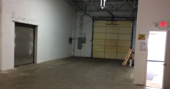 160-184 Express Dr S, Brentwood Industrial Space For Lease