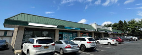 1656 5th Ave, Bay Shore Retail/Ind Space For Lease