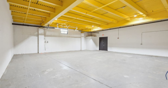 1804 Plaza Ave, New Hyde Park Industrial Space For Lease