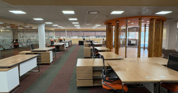 19 Harbor Park Dr, Port Washington Industrial Space For Lease