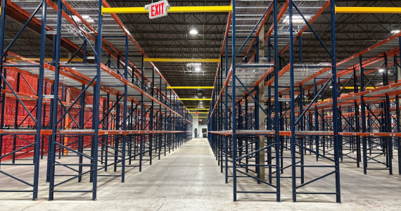 19 Harbor Park Dr, Port Washington Industrial Space For Lease