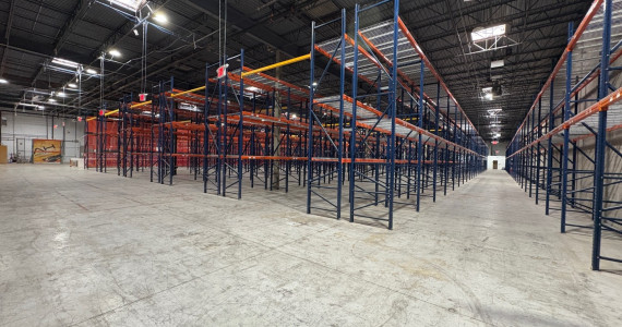 19 Harbor Park Dr, Port Washington Industrial Space For Lease