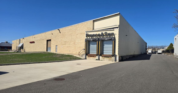 1966-A Broad Hollow Rd, Farmingdale Industrial Space For Lease