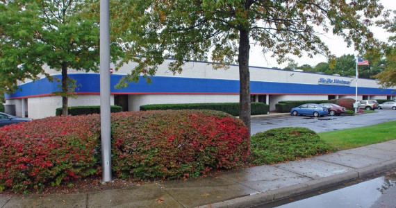 2 Old Dock Rd, Yaphank Industrial Space For Lease