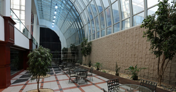 200 Old Country Rd, Mineola Office Space For Lease