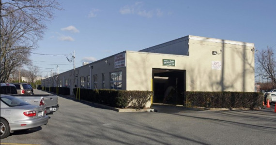 201-223 Park Ave, Hicksville Industrial Space For Lease