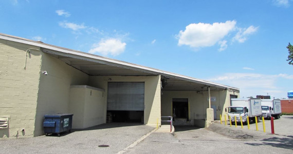 201-223 Park Ave, Hicksville Industrial Space For Lease