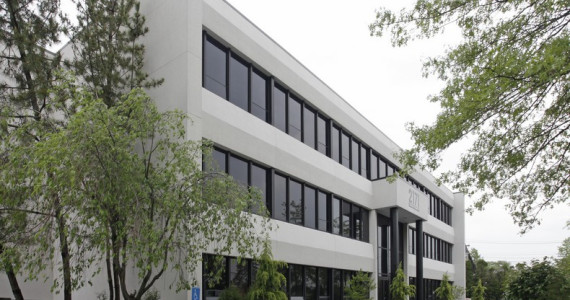 2171 Jericho Tpke, Commack Office Space For Lease