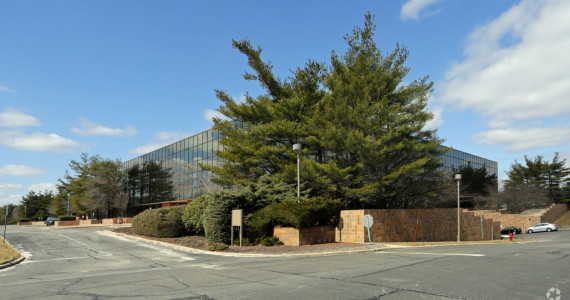 300 Jericho Quadrangle, Jericho Office Space For Lease