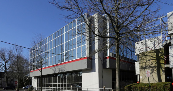 300 Old Country Rd, Mineola Office Space For Lease