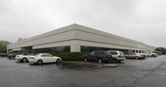 300-360 Crossways Park Dr, Woodbury Office Space For Lease