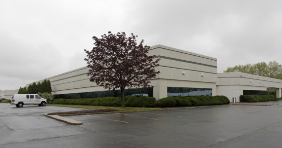 300-360 Crossways Park Dr, Woodbury Office Space For Lease