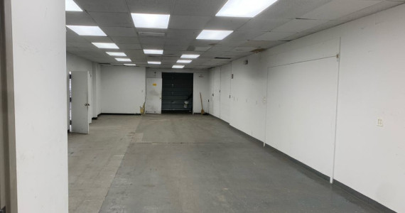 315-B Roslyn Rd, Mineola Industrial Space For Lease