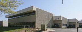 33 Comac Loop, Ronkonkoma Industrial/Office Space For Lease