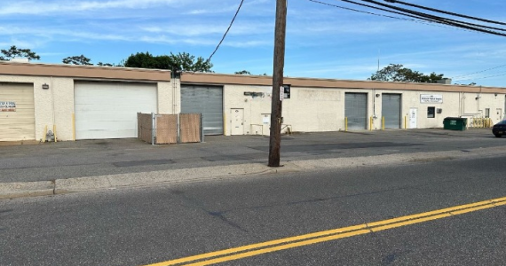 35-51 Bloomingdale Rd, Hicksville Industrial Space For Lease