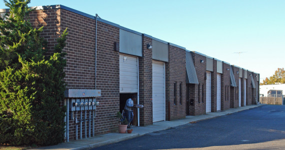 36 Carlough Rd, Bohemia Industrial Space For Lease