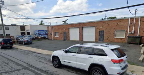39 Hutcheson Pl, Lynbrook Industrial/R&D Property For Sale