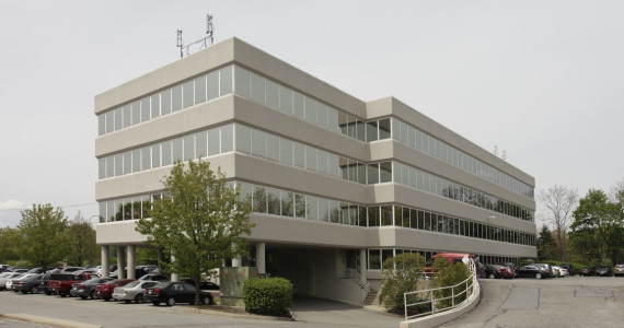 400 Post Ave, Westbury Office Space For Lease