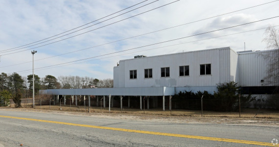 4062 Grumman Blvd, Calverton Office Space For Lease