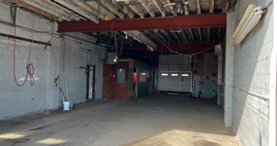 4234 Industrial Pl, Island Park Industrial Space For Lease