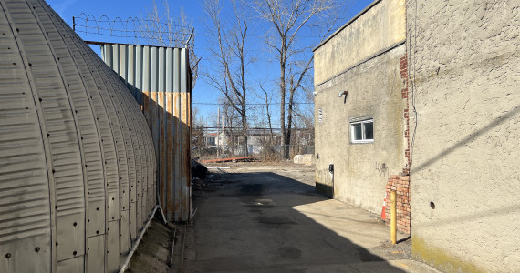 4234 Industrial Pl, Island Park Industrial Space For Lease